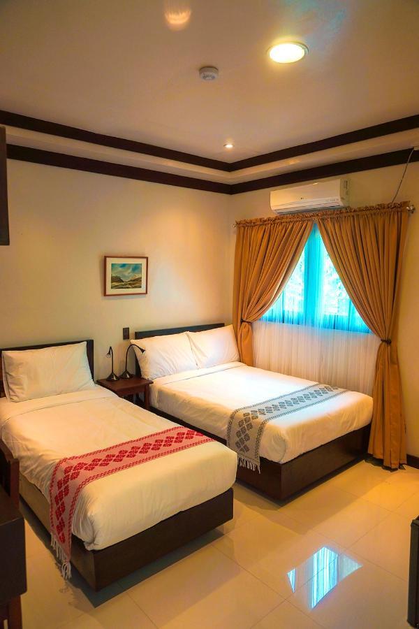 Veranda Hotel Paoay Esterno foto